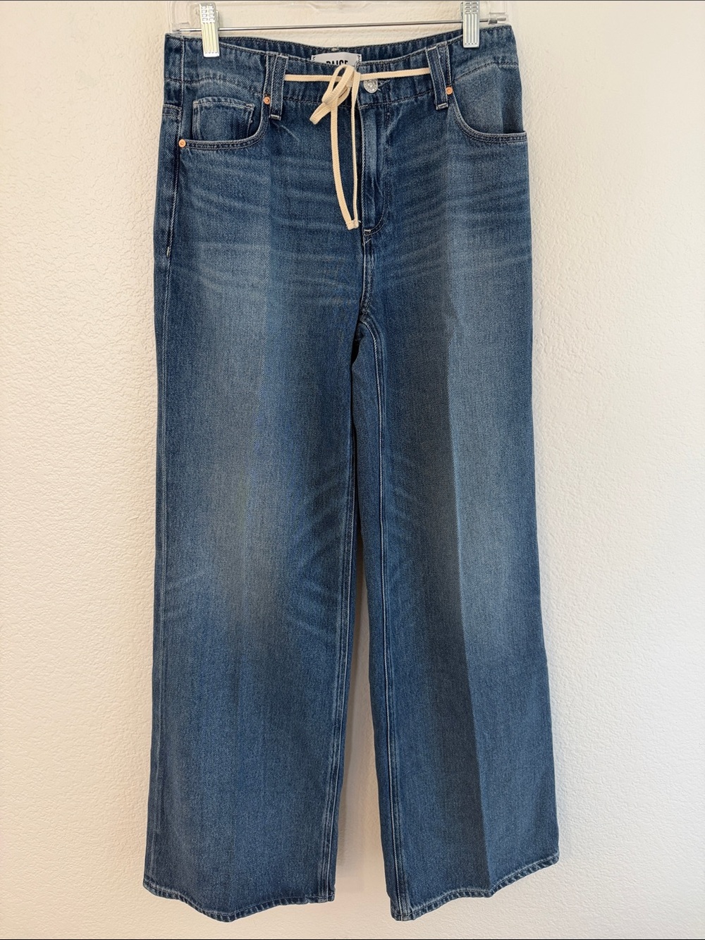 PAIGE Zoey 31” Tie High-Rise Wide-Leg Jeans in Serenite Size 26 - Picture 2 of 10